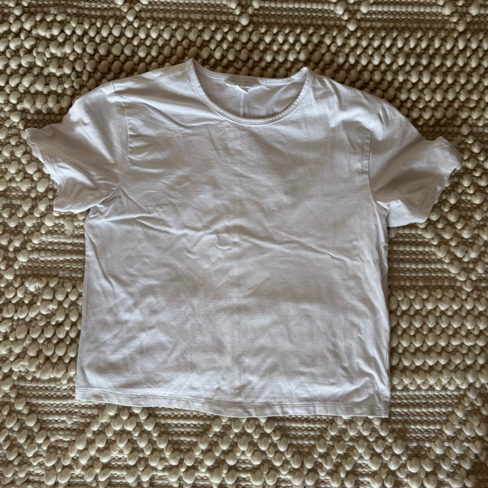 Athleta White Crewneck Short Sleeve Tee